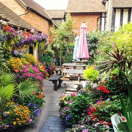 Bournville House & Cafe